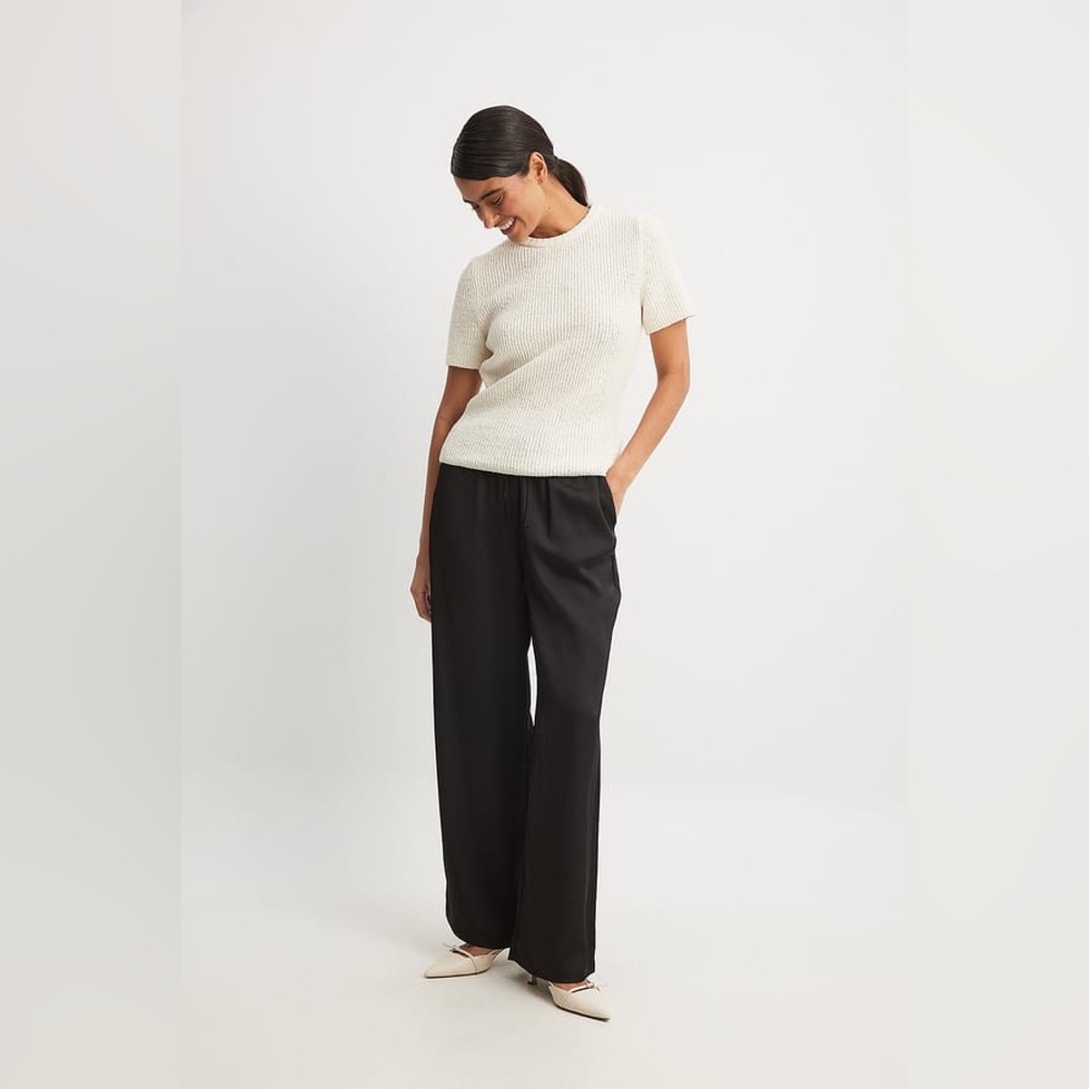 Na-Kd Elastic Waist Mid Rise Satin Pants